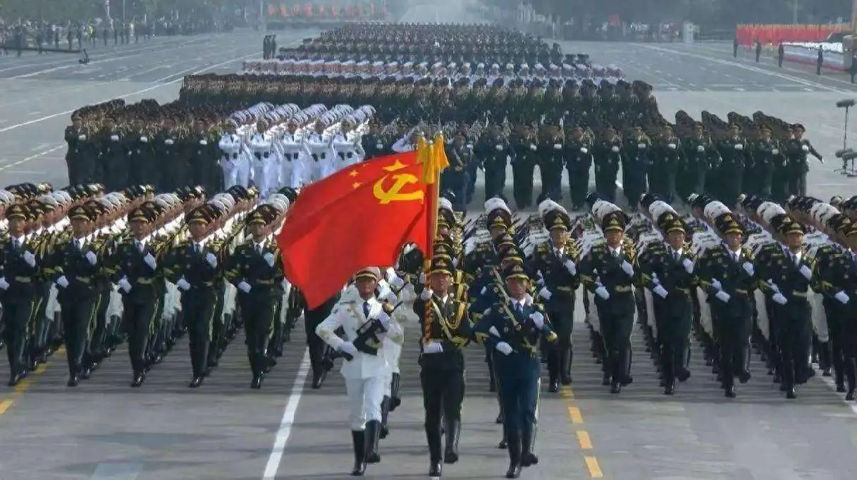 九三阅兵,国产设备,医用吊塔